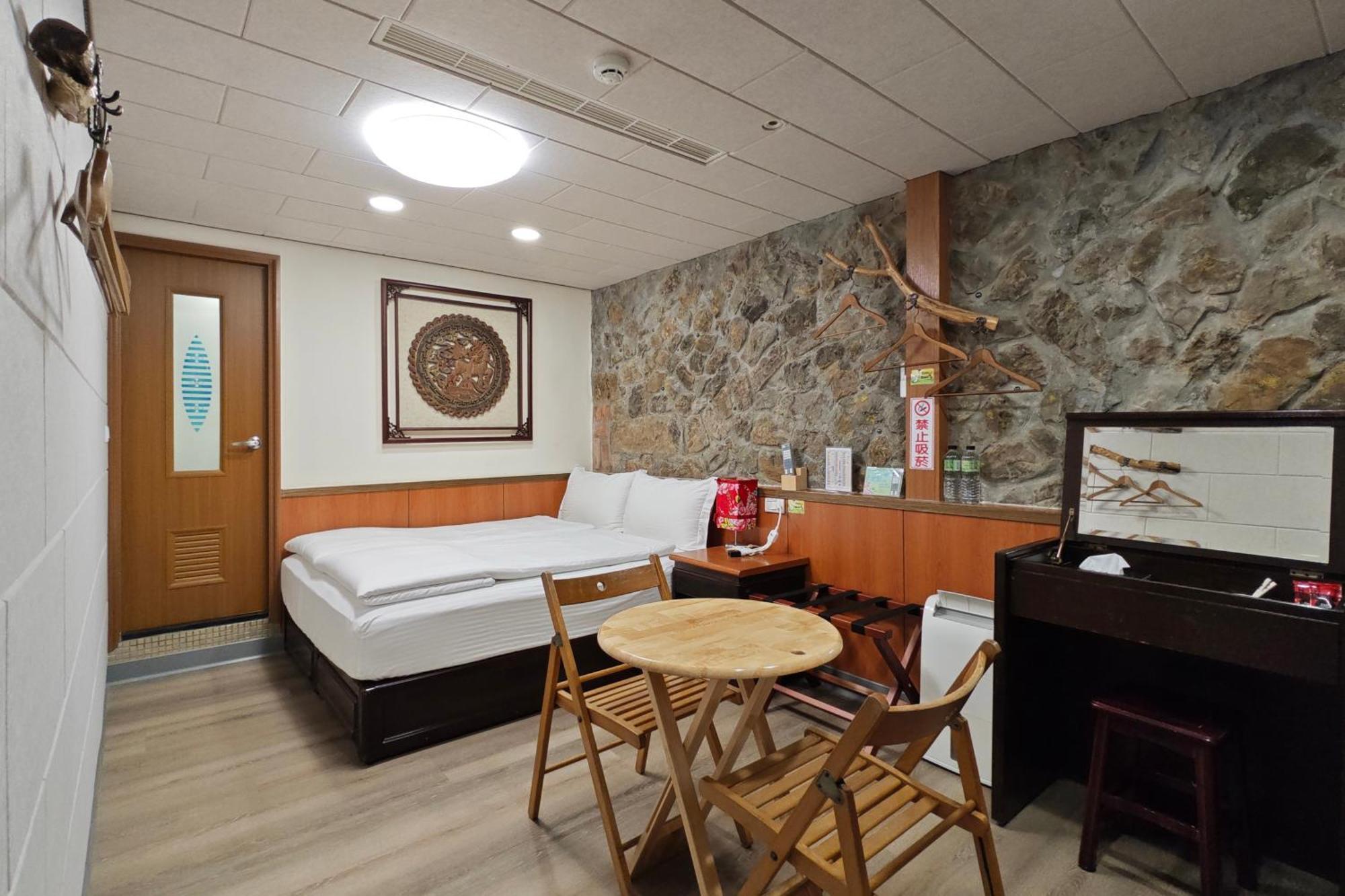Qu Hi Home Stay Jiufen Zimmer foto